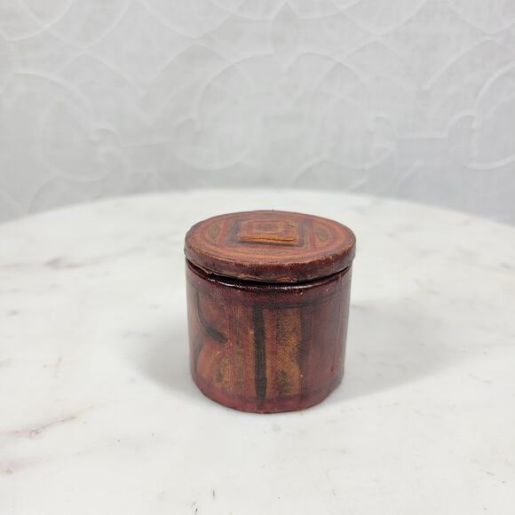 VTG Leather Box Lid 1.75" Brown Red Tooled Cylynder Storage Jar Travel - Picture 5 of 15